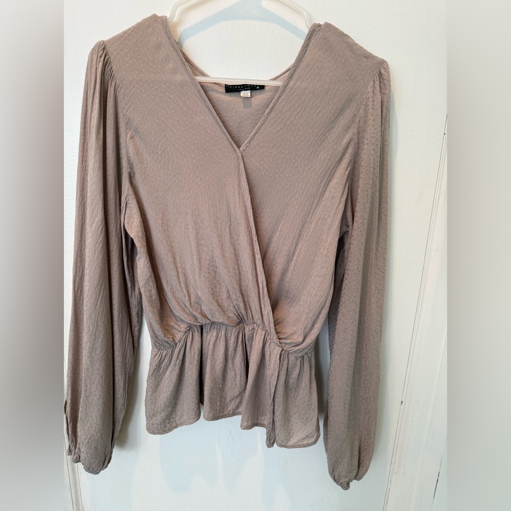 Women’s Final Touch Taupe Long Sleeve Blouse